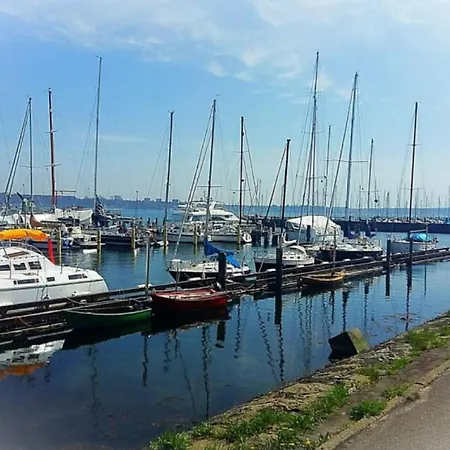 Lägenhet 1 In Naehe *